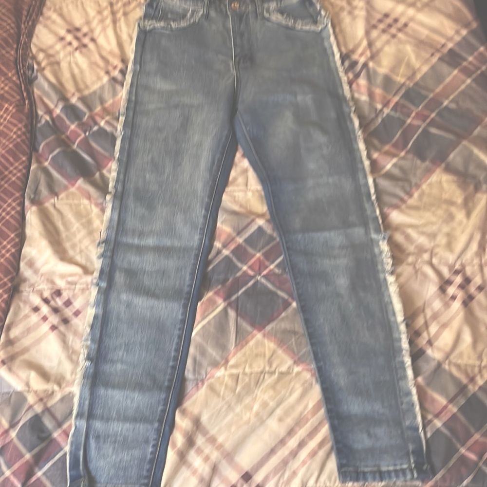 high waisted and high stretch skinny jeans